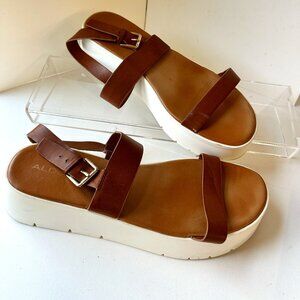 ALDO SZ 11/42.5 BROWN COGNAC WHITE ANKLE STRAP PLATFORM LEATHER SANDAL
